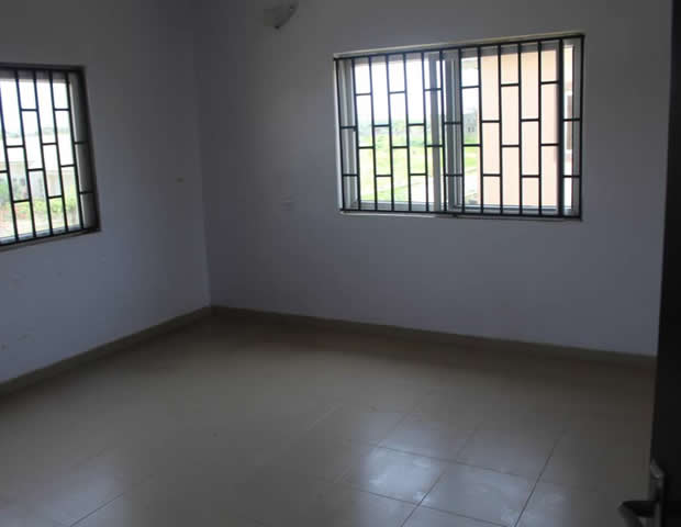 Nicely Finished Semi-Detached Duplex to let with a room Boy's Quarter