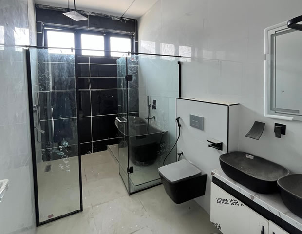 5 Bedroom Semi Detached Duplex